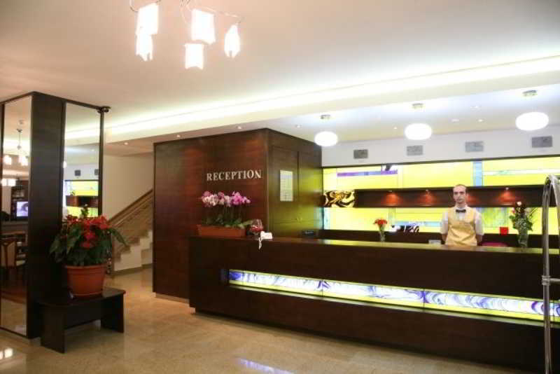 Marshal Hotel Bucarest Interior foto