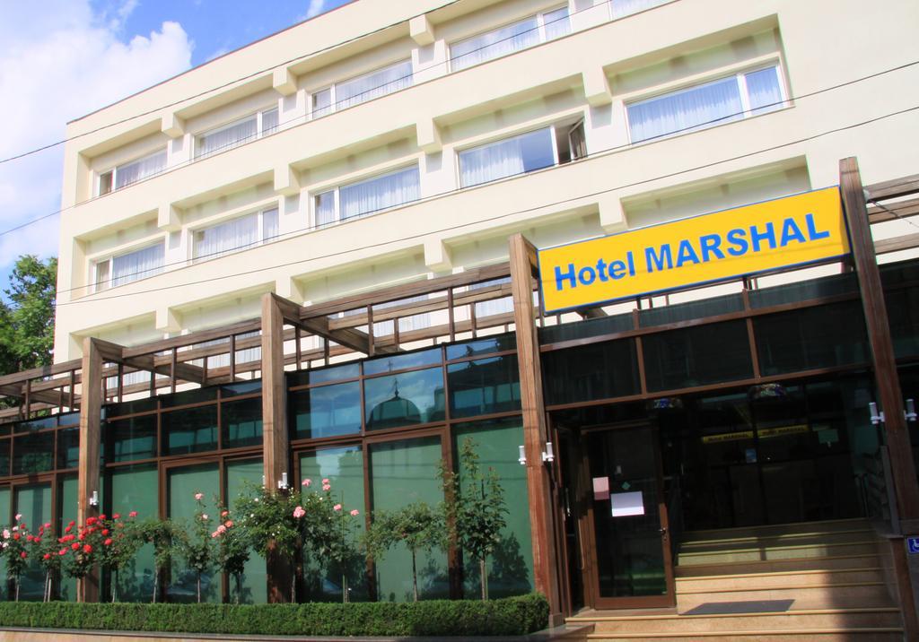 Marshal Hotel Bucarest Exterior foto